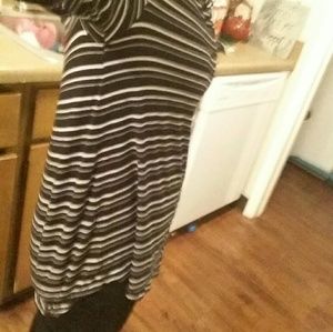 Long Sleeve Black and White Striped Top